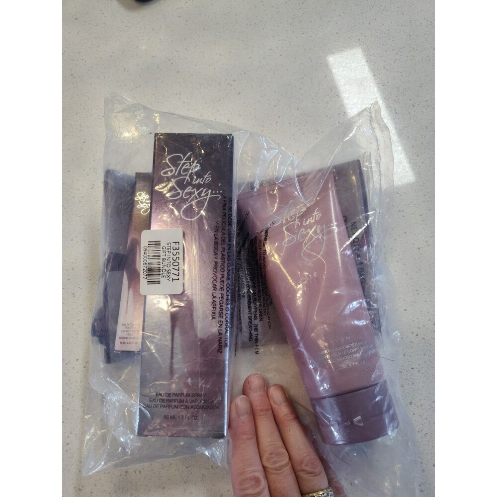 Avon STEP INTO SEXY Spray, Rollette, Lotion, Wristlet Bundle FULL SIZE SEALED